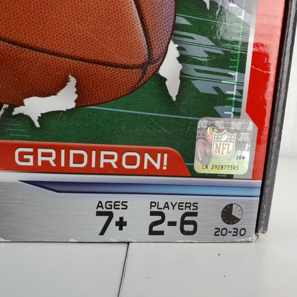 2015 NFL Rush Zone Board Game All 32 Football Teams New Open Box - Picture 2 of 10